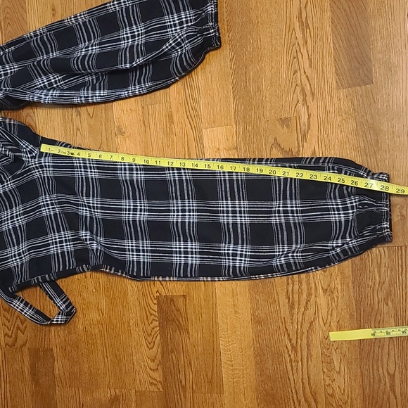 ROMWE Women's Black and White Plaid Pants with Suspenders (Sz M) - Picture 8 of 9
